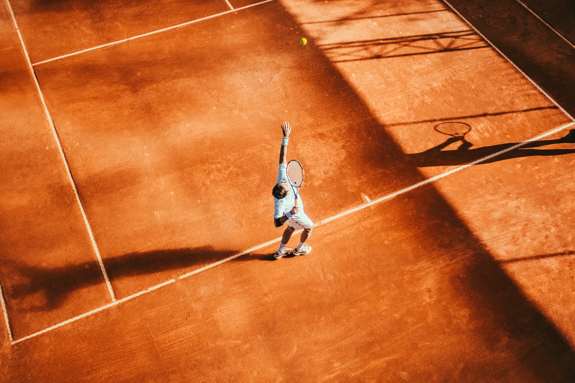 Osoby, które regularnie uprawiały 5 poniższych sportów żyły dłużej.