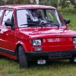 Fiat 126p, zwany pieszczotliwie Maluchem, to legenda polskich dróg i Polski Ludowej, a także ważna część naszej kultury.